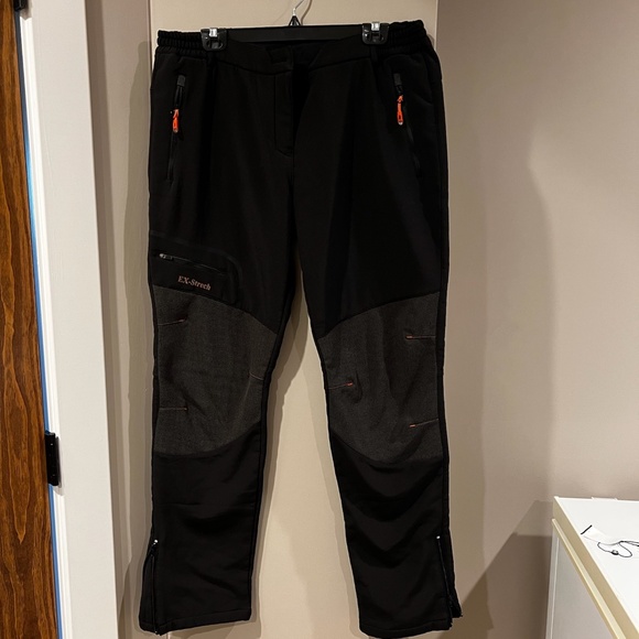 Snow Pants - Picture 1 of 4
